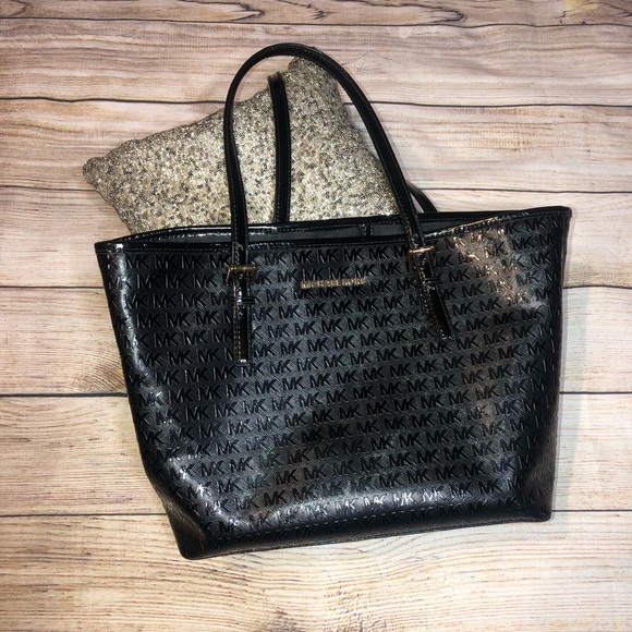 Michael kors purse - Picture 1 of 13